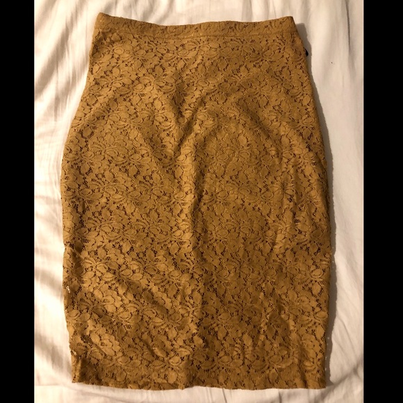 Forever 21 Dresses & Skirts - 🛑SOLD🛑 Forever 21- Lace Pencil Skirt (S)
